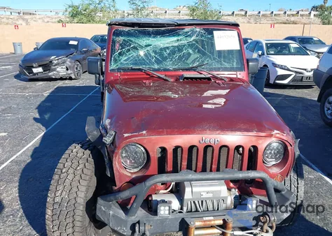 2008 Jeep Wrangler Unlimited X z USA, uszkodzony, nr VIN 1J4GA391X8L518369